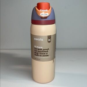 New! Owala 32 oz FreeSip Spout Insulated Water Bottle